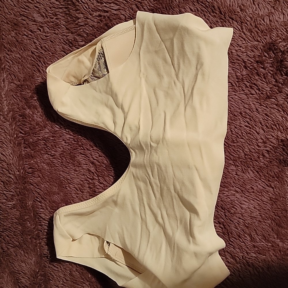 Bra - Picture 3 of 4